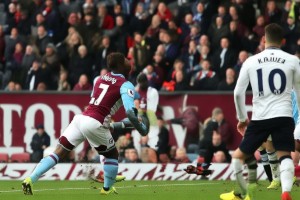 英超-理查利森双响倒钩破门新援库杜斯2助热刺3-0伯恩利